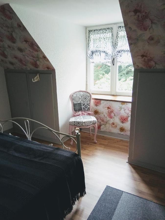 Le Chalange Bed and Breakfast Lapenty Buitenkant foto