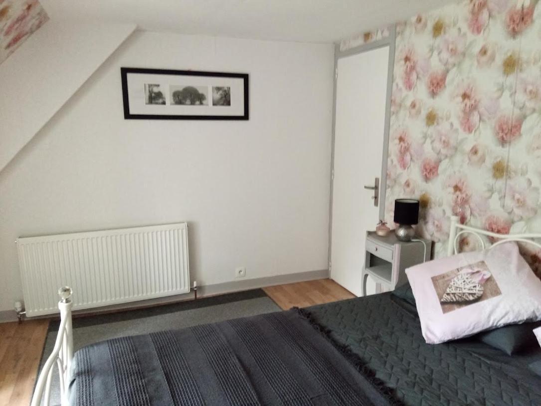 Le Chalange Bed and Breakfast Lapenty Buitenkant foto
