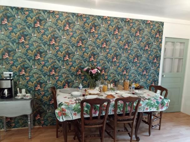 Le Chalange Bed and Breakfast Lapenty Buitenkant foto